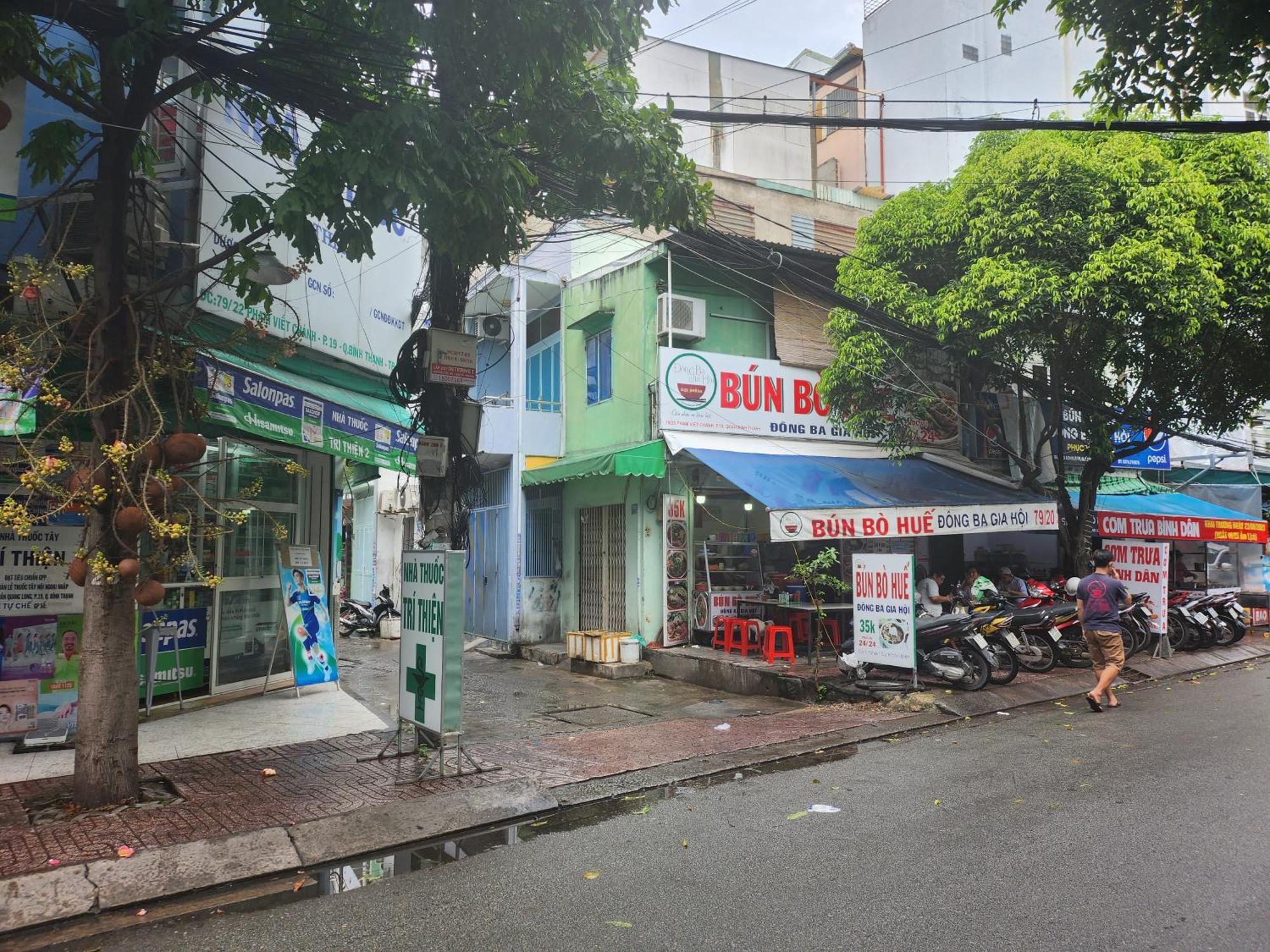Ostello Half Coffee N Dorm Thành Pho Ho Chí Minh Esterno foto